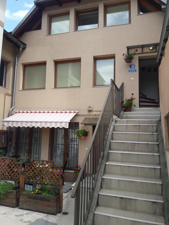 Apartments Dijana SJJ Exterior foto